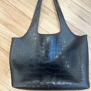 Cuyana Croc Systems Tote 13”